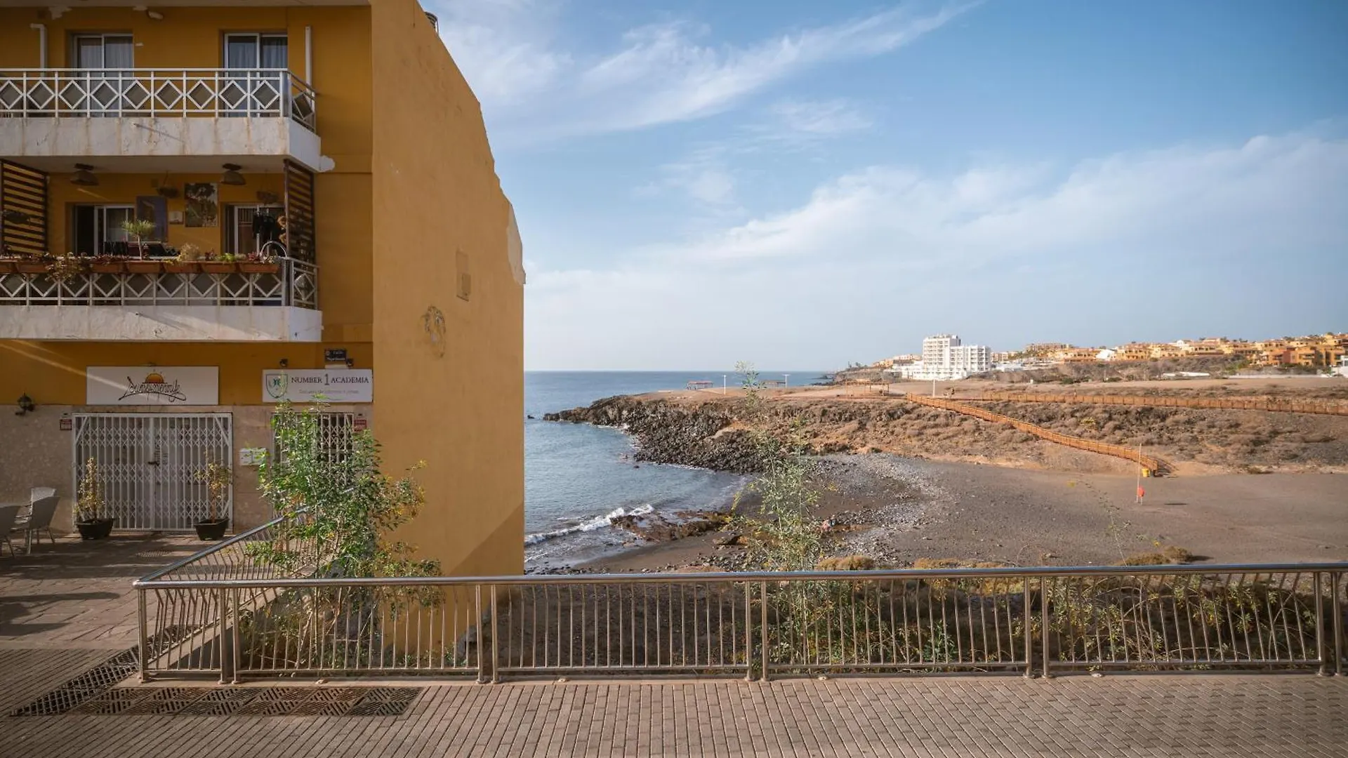 Apartamento En Playa De 阿布里斯 公寓